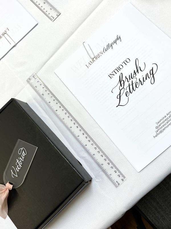 J Amores Calligraphy