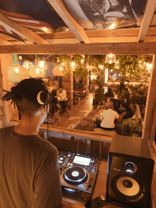 Guest djs