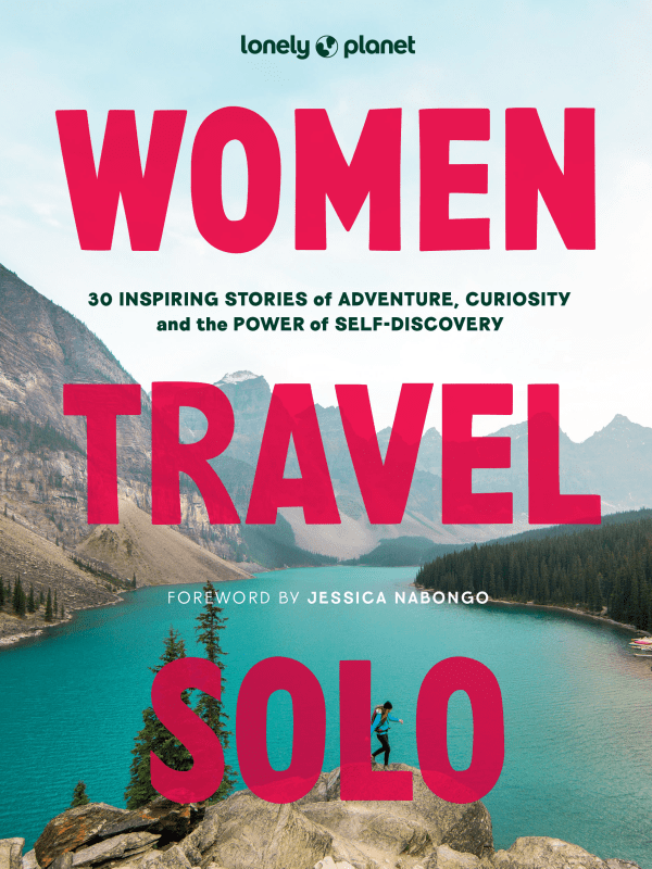 Women Travel SOLO_PNG